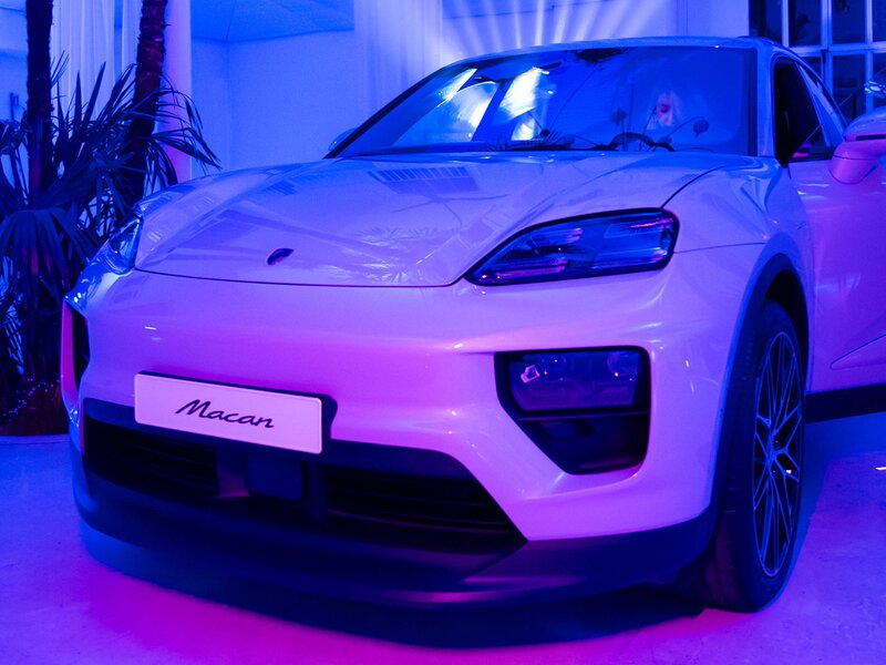 Gallery Evento Porsche Macan 100% elettrica – Keep your essence