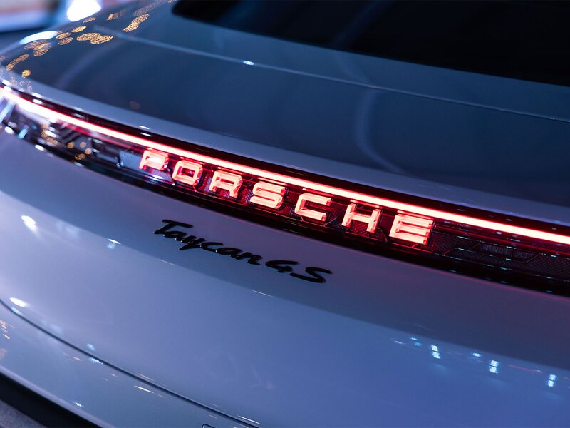 Gallery Evento Porsche Taycan – Overfeel