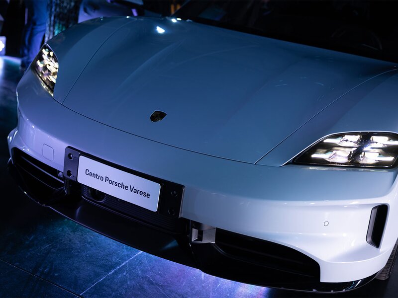 Gallery Evento Porsche Taycan – Overfeel